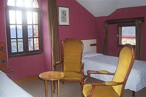 Hotel-Restaurant De L'Abbaye Plancoët Habitación foto